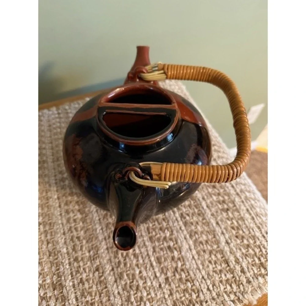 Takahashi Tea Pot Pottery Black/Brick Red Tip Dual Spout Straw Handle